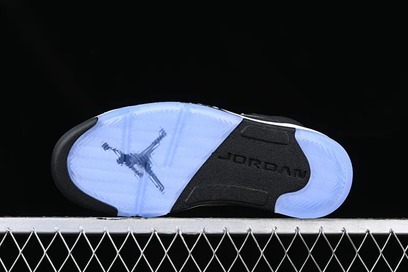 All categories Air Jordan Jordan series basketball shoes Air Jordan 5 Air Jordan 5 OG "Oreo" AJ5 Joe 5 Oreo 136027-035
